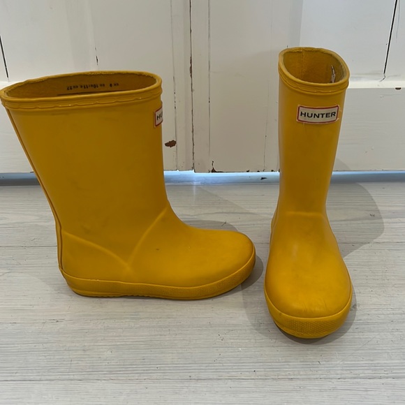 Hunter Other - Hunter first classic yellow rain boots